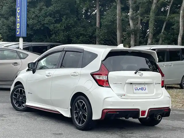 日産 ノート e－パワー ニスモ 栃木県 2018(平30)年 13.5万km ブリリアントホワイトパール (株)IDOMが運営する【じしゃロン宇都宮店】の自社ローン専用車両になります。こちらは現金またはオートローンご利用時の価格です。自社ローンご希望の方は別途その旨お申付け下さい/純正ナビ/バックカメラ/フルセグ/Ｂｌｕｅｔｏｏｔｈ/ＥＴＣ／/ＬＥＤヘッドライト/フォグライト/オートライト/衝突軽減ブレーキ/スマートキー/スペアキー/純正アルミホイール/プッシュボタン