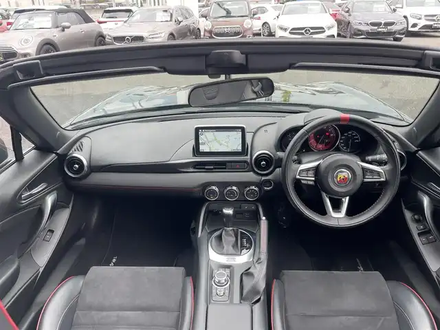 アバルト １２４ スパイダー 1イヤーアニバーサリー 山梨県 2017(平29)年 2.4万km 黒 100台限定/専用色（ネロ サンマリノ1972）/ＲＥＣＡＲＯ半黒革　/ｂｒｅｍｂｏ　/純正ＨＤＤナビ　/Ｂカメラ　/フルセグＴＶ　/ＢＴ　/ＣＤ　/クルコン　/シートヒーター　/ＥＴＣ　/ＬＥＤヘッドライト　/Ａライト　/コーナーセンサー/純正17インチAW