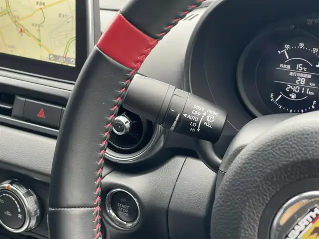 アバルト １２４ スパイダー 1イヤーアニバーサリー 山梨県 2017(平29)年 2.4万km 黒 100台限定/専用色（ネロ サンマリノ1972）/ＲＥＣＡＲＯ半黒革　/ｂｒｅｍｂｏ　/純正ＨＤＤナビ　/Ｂカメラ　/フルセグＴＶ　/ＢＴ　/ＣＤ　/クルコン　/シートヒーター　/ＥＴＣ　/ＬＥＤヘッドライト　/Ａライト　/コーナーセンサー/純正17インチAW