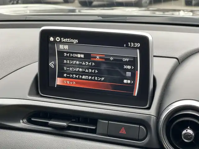 アバルト １２４ スパイダー 1イヤーアニバーサリー 山梨県 2017(平29)年 2.4万km 黒 100台限定/専用色（ネロ サンマリノ1972）/ＲＥＣＡＲＯ半黒革　/ｂｒｅｍｂｏ　/純正ＨＤＤナビ　/Ｂカメラ　/フルセグＴＶ　/ＢＴ　/ＣＤ　/クルコン　/シートヒーター　/ＥＴＣ　/ＬＥＤヘッドライト　/Ａライト　/コーナーセンサー/純正17インチAW