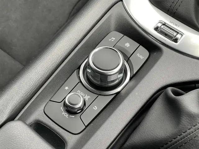 アバルト １２４ スパイダー 1イヤーアニバーサリー 山梨県 2017(平29)年 2.4万km 黒 100台限定/専用色（ネロ サンマリノ1972）/ＲＥＣＡＲＯ半黒革　/ｂｒｅｍｂｏ　/純正ＨＤＤナビ　/Ｂカメラ　/フルセグＴＶ　/ＢＴ　/ＣＤ　/クルコン　/シートヒーター　/ＥＴＣ　/ＬＥＤヘッドライト　/Ａライト　/コーナーセンサー/純正17インチAW