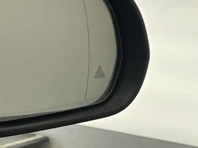 メルセデス・ベンツ ＧＬＡ２００ｄ 4マチック AMGライン 愛知県 2020(令2)年 4.9万km コスモスブラック 純正ナビ　フルセグＴＶ　全方位カメラ　禁煙車　レーダーセーフティＰＫＧ　衝突軽減　追従クルコン　ＢＳＭ　ナビゲーションＰＫＧ　ハーフレザー　シートヒーター　メモリシート　コーナーセンサー　ＬＥＤライト　ルーフレール　電動リアゲート　純正ドラレコ　オートハイビーム　パドルシフト　保証書　取説　ワンオナ