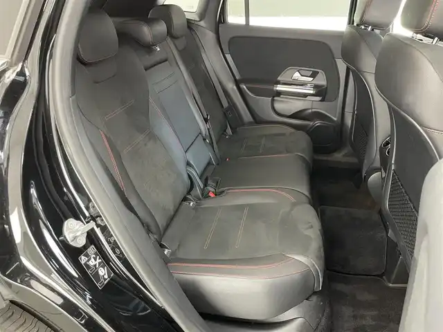 メルセデス・ベンツ ＧＬＡ２００ｄ 4マチック AMGライン 愛知県 2020(令2)年 4.9万km コスモスブラック 純正ナビ　フルセグＴＶ　全方位カメラ　禁煙車　レーダーセーフティＰＫＧ　衝突軽減　追従クルコン　ＢＳＭ　ナビゲーションＰＫＧ　ハーフレザー　シートヒーター　メモリシート　コーナーセンサー　ＬＥＤライト　ルーフレール　電動リアゲート　純正ドラレコ　オートハイビーム　パドルシフト　保証書　取説　ワンオナ