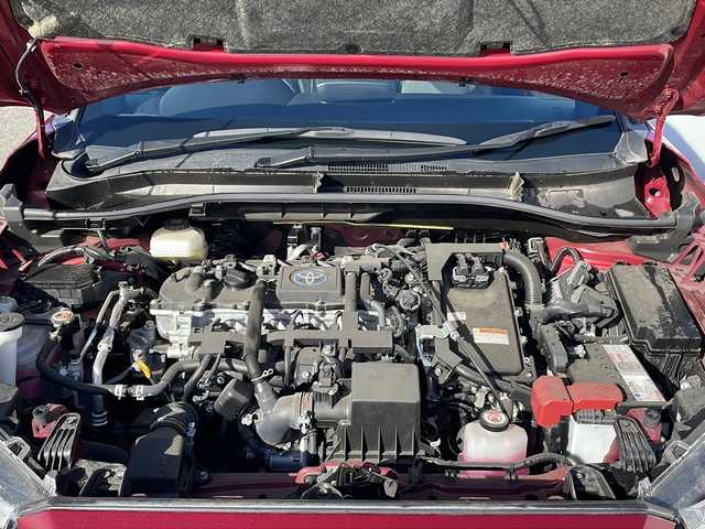 トヨタ カローラ クロス ハイブリッド Z 岩手県 2022(令4)年 0.7万km センシュアルレッドマイカ ワンオナ 8型ナビ フルセグ 電動リアゲート バックC DVD再生 ビルトインETC 電動ハーフレザーシート シートヒーター ドライブレコーダー BSM レーダークルーズコントロール オートLEDライト フォグランプ ルーフレール 純正18AW スマートキー スペアキー