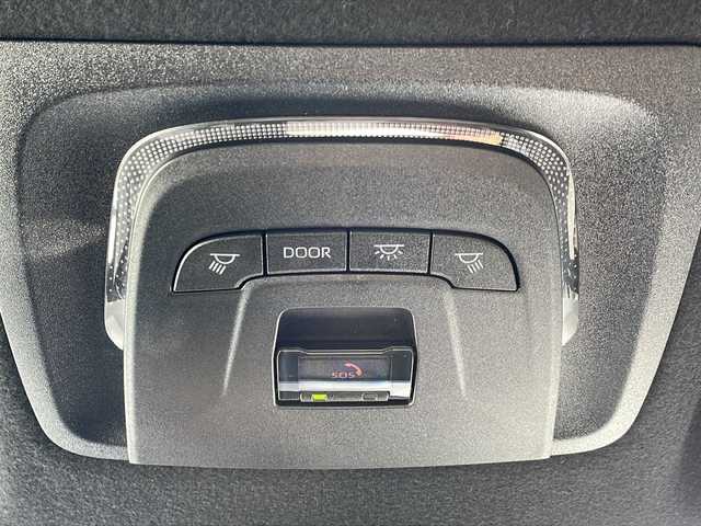 トヨタ カローラ クロス ハイブリッド Z 岩手県 2022(令4)年 0.7万km センシュアルレッドマイカ ワンオナ 8型ナビ フルセグ 電動リアゲート バックC DVD再生 ビルトインETC 電動ハーフレザーシート シートヒーター ドライブレコーダー BSM レーダークルーズコントロール オートLEDライト フォグランプ ルーフレール 純正18AW スマートキー スペアキー