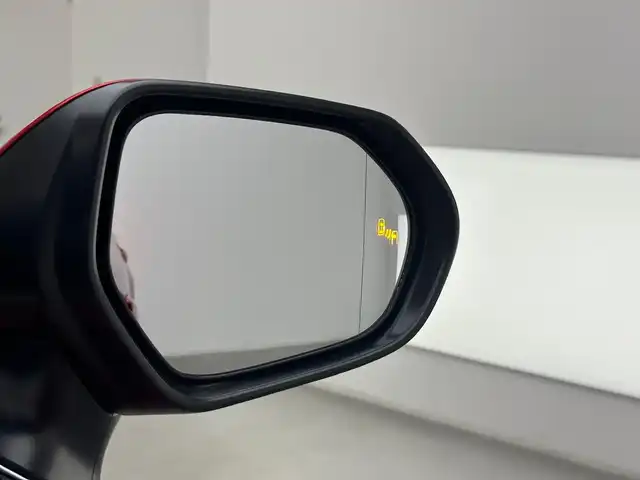 トヨタ カムリ WS 兵庫県 2023(令5)年 1万km 赤 トヨタセーフティセンス/ハーフレザーシート/運転席パワーシート/純正メモリーナビ＆フルセグTV/（CD＆DVD＆BT）/バックカメラ/レーダークルーズコントロール/オートライト/LEDライト/純正17inアルミホイール/TRDリアエアロ/TRD4本出しマフラーん/コーナーセンサー/スマートキー/プッシュスタート/フロアマット