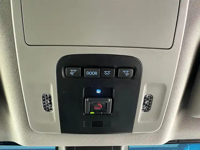 トヨタ カムリ WS 兵庫県 2023(令5)年 1万km 赤 トヨタセーフティセンス/ハーフレザーシート/運転席パワーシート/純正メモリーナビ＆フルセグTV/（CD＆DVD＆BT）/バックカメラ/レーダークルーズコントロール/オートライト/LEDライト/純正17inアルミホイール/TRDリアエアロ/TRD4本出しマフラーん/コーナーセンサー/スマートキー/プッシュスタート/フロアマット