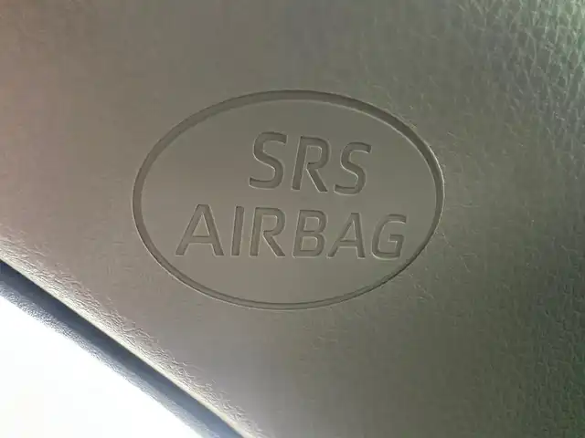 トヨタ カムリ WS 兵庫県 2023(令5)年 1万km 赤 トヨタセーフティセンス/ハーフレザーシート/運転席パワーシート/純正メモリーナビ＆フルセグTV/（CD＆DVD＆BT）/バックカメラ/レーダークルーズコントロール/オートライト/LEDライト/純正17inアルミホイール/TRDリアエアロ/TRD4本出しマフラーん/コーナーセンサー/スマートキー/プッシュスタート/フロアマット