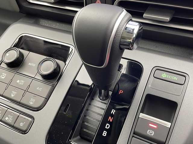 ホンダ フリード ハイブリット e:HEV クロスター 大阪府 2025(令7)年 0.1千km メテオロイドグレーメタリック 登録済未使用車/純正9型ホンダコネクトナビ/【フルセグTV/Bluetooth/AppleCarPlay/HDMI】/BSM/バックカメラ/両側パワースライドドア/半革シート/D/N席シートヒーター/ホンダセンシング/・衝突軽減システム/・レーダークルーズコントロール/・レーンキープアシスト/・誤発進抑制機能/・オートハイビーム/・先行車発進お知らせ/前後コーナーセンサー/スマートキー/スペアキー