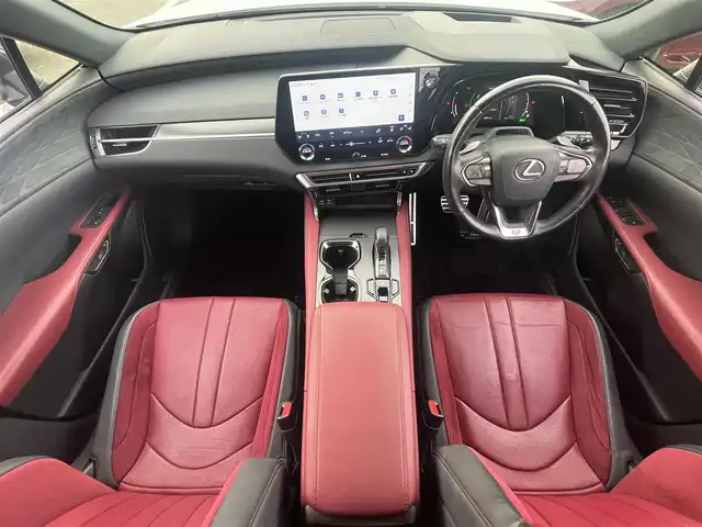 レクサス ＲＸ 500h Fスポーツパフォーマンス 愛媛県 2023(令5)年 4.6万km ホワイトノーヴァガラスフレーク 登録時走行距離:45271km/純正ナビ/BT/TV/Apple Car Play/Android Auto/全方位カメラ/前後ドラレコ/デジタルインナーミラー/トヨタセーフティセンス/追従クルコン/HVD/前席パワーシート/前席シートエアコン/置くだけ充電/オートライト/オートハイビーム/M/Tモード付/パドルシフト/スマートキー/電動パワーゲート/電動稼働リアシート