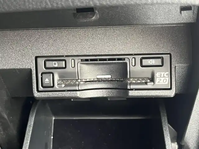 レクサス ＲＸ 500h Fスポーツパフォーマンス 愛媛県 2023(令5)年 4.6万km ホワイトノーヴァガラスフレーク 登録時走行距離:45271km/純正ナビ/BT/TV/Apple Car Play/Android Auto/全方位カメラ/前後ドラレコ/デジタルインナーミラー/トヨタセーフティセンス/追従クルコン/HVD/前席パワーシート/前席シートエアコン/置くだけ充電/オートライト/オートハイビーム/M/Tモード付/パドルシフト/スマートキー/電動パワーゲート/電動稼働リアシート