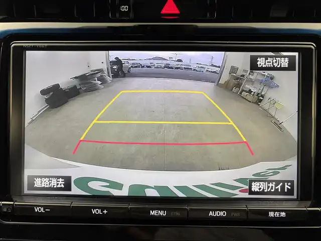 トヨタ ハリアー ハイブリッド プレミアム 愛知県 2018(平30)年 6.8万km ホワイトパールクリスタルシャイン ・サンルーフ/・純正９インチナビ/フルセグTV/（CD/DVD/BT再生可能）/NSZT-Y66T/・バックカメラ/・黒ハーフレザーシート/・電動バックドア/・電動シート（運転席）/・電動パーキング/・クルーズコントロール/・プリクラッシュセーフティ/・レーンキープアシスト/・純正１８インチAW/235/55/R18/・純正LEDライト/・純正フロアマット/・スマートキー/・ETC