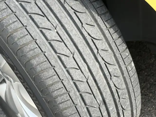 フォルクスワーゲン ザ・ビートル デザイン 三重県 2013(平25)年 5.6万km サンフラワー 登録時走行距離５５３７７km/カロツェリアナビ　/　・フルセグTV/　・DVD/CD再生/　・SD/バックカメラ/キーレス/スモークフィルム/HIDヘッドライト/フォグライト/リアフォグライト /革巻きステアリング/電動格納ミラー/フロアマット/横滑り防止機能