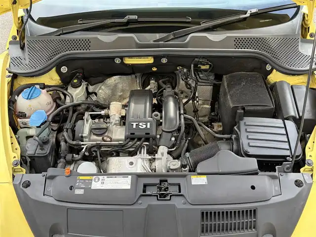 フォルクスワーゲン ザ・ビートル デザイン 三重県 2013(平25)年 5.6万km サンフラワー 登録時走行距離５５３７７km/カロツェリアナビ　/　・フルセグTV/　・DVD/CD再生/　・SD/バックカメラ/キーレス/スモークフィルム/HIDヘッドライト/フォグライト/リアフォグライト /革巻きステアリング/電動格納ミラー/フロアマット/横滑り防止機能