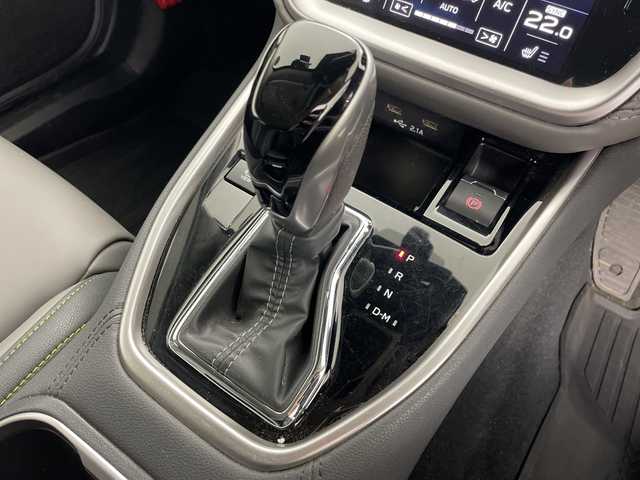 スバル アウトバック X－ブレイクEX 道央・札幌 2022(令4)年 4.3万km クリスタルブラックシリカ ・ワンオーナー/・4WD/・寒冷地仕様/・純正11.6インチセンターインフォメーションディスプレイ/&TV&BT&Apple Car Play&Android Auto/・バック、サイドカメラ/・パワーバックドア/・アイサイトX/・レーダークルーズコントロール/・ブラインドスポットモニター/・ハーフレザーシート/・前席パワーシート/・全席シートヒーター/・ステアリングヒーター/・ビルトインETC/・社外全方位ドライブレコーダー/・スマートキー一体型エンジンスターター/・TVキャンセラー/・LEDヘッドライト/・スマートキー/・社外AWスタッドレスタイヤ積込