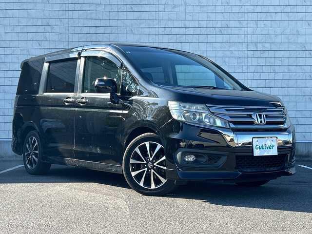 ホンダ ステップワゴン スパーダ Z クールスピリット 大阪府 2013(平25)年 6.2万km プレミアムスパークルブラックパール 純正9インチナビ（Bluetooth/DVD/CD)/後席モニター（ALPINE）/両側パワースライドドア/バックカメラ/横滑り防止装置/オートマチックハイビーム/オートライト/アイドリングストップ/ハーフレザー/純正AW（17inch)/純正キセノンライト/純正フロアマット/ビルトインETC/スマートキー1本/取扱説明書