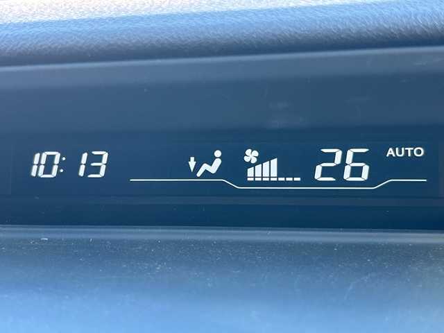 ホンダ ステップワゴン スパーダ Z クールスピリット 大阪府 2013(平25)年 6.2万km プレミアムスパークルブラックパール 純正9インチナビ（Bluetooth/DVD/CD)/後席モニター（ALPINE）/両側パワースライドドア/バックカメラ/横滑り防止装置/オートマチックハイビーム/オートライト/アイドリングストップ/ハーフレザー/純正AW（17inch)/純正キセノンライト/純正フロアマット/ビルトインETC/スマートキー1本/取扱説明書