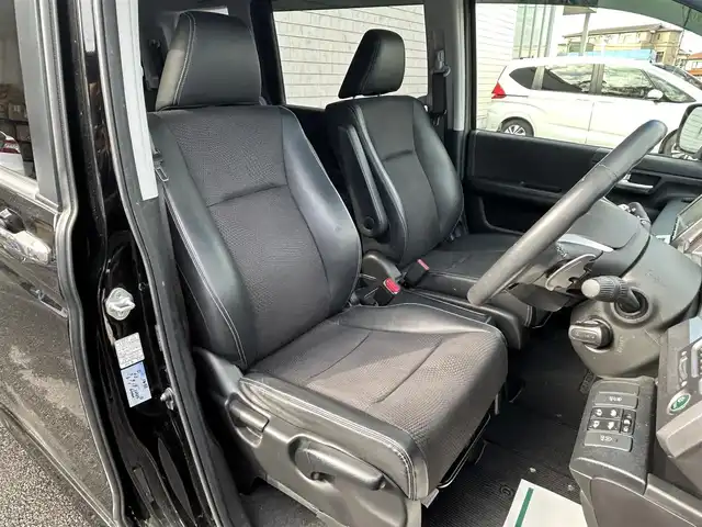 ホンダ ステップワゴン スパーダ Z クールスピリット 大阪府 2013(平25)年 6.2万km プレミアムスパークルブラックパール 純正9インチナビ（Bluetooth/DVD/CD)/後席モニター（ALPINE）/両側パワースライドドア/バックカメラ/横滑り防止装置/オートマチックハイビーム/オートライト/アイドリングストップ/ハーフレザー/純正AW（17inch)/純正キセノンライト/純正フロアマット/ビルトインETC/スマートキー1本/取扱説明書