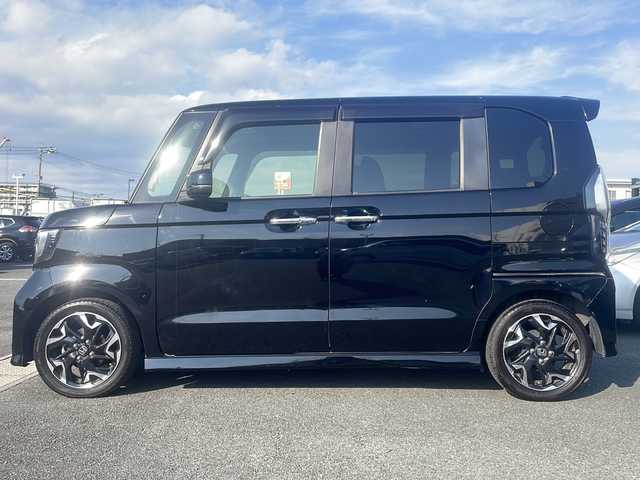 ホンダ Ｎ ＢＯＸ カスタム G L ターボ ホンダセンシング 熊本県 2020(令2)年 9.5万km クリスタルブラックパール (株)IDOMが運営する【じしゃロン熊本店】の自社ローン対象車両になります。こちらは現金ご利用時の価格です。自社ローンご希望の方は別途その旨お申付け下さい。　/純正ナビ（VXM-214VFi）/バックカメラ/フルセグテレビ/DVD/CD/ビルトインETC/ハーフレザーシート/シートヒーター/両側パワースライドドア/クルーズコントロール/コーナーセンサー/LEDヘッドライト/オートライト/スマートキー/純正15インチアルミホイール