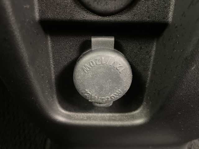 スズキ スペーシア HYBRID G 岩手県 2018(平30)年 6.5万km ピュアホワイトP ・衝突被害軽減ブレーキ/・車線逸脱警報/・クリアランスソナー/・社外ディスプレイオーディオ/・バックカメラ/・エンジンスターター/・ドライブレコーダー/・ホイール付きノーマルタイヤ積込/・運転席シートヒーター/・スマートキー/・エンジンプッシュスタート