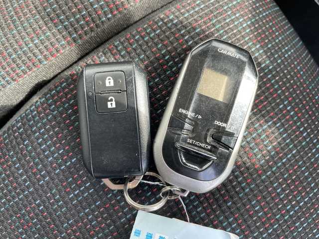 スズキ スペーシア HYBRID G 岩手県 2018(平30)年 6.5万km ピュアホワイトP ・衝突被害軽減ブレーキ/・車線逸脱警報/・クリアランスソナー/・社外ディスプレイオーディオ/・バックカメラ/・エンジンスターター/・ドライブレコーダー/・ホイール付きノーマルタイヤ積込/・運転席シートヒーター/・スマートキー/・エンジンプッシュスタート