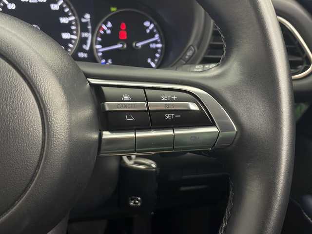 マツダ ＣＸ－３０ XD プロアクティブ 秋田県 2023(令5)年 2万km スノーフレイクホワイトパールマイカ 4WD/純正ナビ/(フルセグTV//DVD/AppleCarPlay/AndroidAuto)/バックカメラ/ヘッドアップディスプレイ/電動リアゲート/i-ActiveSense/レーダークルーズコントロール/レーンキープアシスト/横滑防止機能/衝突被害軽減システム/AT誤発進抑制制御/アイドリングストップ/プッシュスタート/スマートキー/スペアキー/革巻ステアリング/ステアリングリモコン/パドルシフト/オートライト/LEDヘッドライト/オートマチックハイビーム/電動格納ミラー/ブラインドスポットミラー/ETC/前方ドライブレコーダー/前後コーナーセンサー/社外フロアマット/純正アルミホイール/取扱説明書/保証書