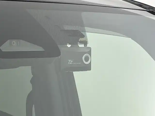 トヨタ ヴォクシー S－Z 群馬県 2024(令6)年 0.9万km アティチュードブラックマイカ フリップダウンモニター　純正１０．５インチナビ　バックカメラ　両側パワースライドドア　レーダークルーズコントロール　ＡＨＢ　シートヒーター　純正１７インチＡＷ　ステアリングリモコン　ＥＴＣ　禁煙車