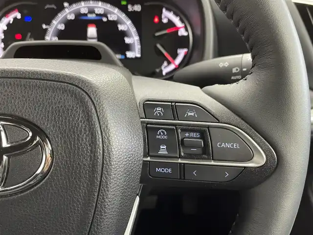 トヨタ ヴォクシー S－Z 群馬県 2024(令6)年 0.9万km アティチュードブラックマイカ フリップダウンモニター　純正１０．５インチナビ　バックカメラ　両側パワースライドドア　レーダークルーズコントロール　ＡＨＢ　シートヒーター　純正１７インチＡＷ　ステアリングリモコン　ＥＴＣ　禁煙車