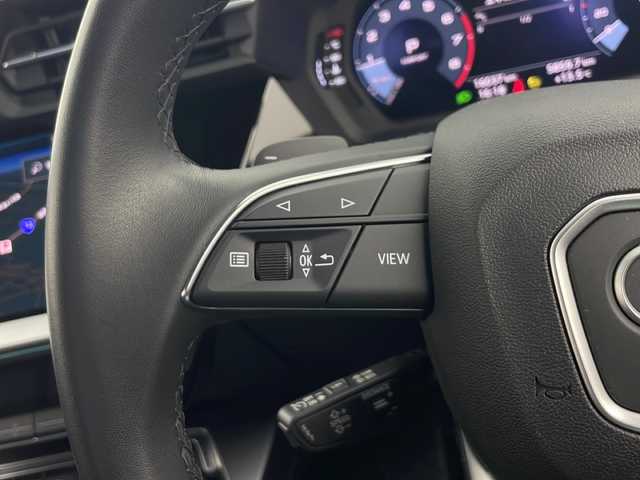 アウディ Ａ３ SB 40TFSI クワトロ アドバンスド 秋田県 2023(令5)年 1.6万km グレイシアホワイトメタリック ４ＷＤ/純正ＭＭＩナビ/　(FM/AM/Bluetooth/フルセグテレビ//AppleCarPlay/AndroidAuto)/USB/バックカメラ/ＥＴＣ２．０/アクティブレーンアシスト/アダプティブクルーズコントロール/パークアシス/レザーシート/レザーステアリング/前席シートヒーター/パドルシフト/リアフォグ/ＬＥＤライト/オートライト/オートウェザーライト/オートエアコン/電動格納ミラー/ウインカーミラー/プッシュスタート/アドバンストキーシステム
