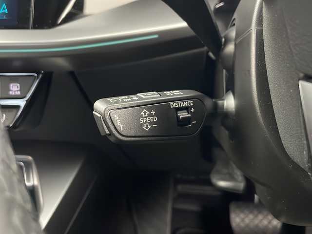 アウディ Ａ３ SB 40TFSI クワトロ アドバンスド 秋田県 2023(令5)年 1.6万km グレイシアホワイトメタリック ４ＷＤ/純正ＭＭＩナビ/　(FM/AM/Bluetooth/フルセグテレビ//AppleCarPlay/AndroidAuto)/USB/バックカメラ/ＥＴＣ２．０/アクティブレーンアシスト/アダプティブクルーズコントロール/パークアシス/レザーシート/レザーステアリング/前席シートヒーター/パドルシフト/リアフォグ/ＬＥＤライト/オートライト/オートウェザーライト/オートエアコン/電動格納ミラー/ウインカーミラー/プッシュスタート/アドバンストキーシステム