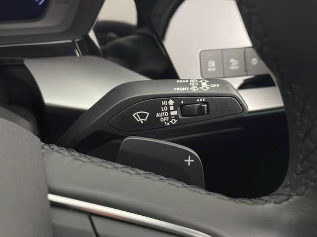アウディ Ａ３ SB 40TFSI クワトロ アドバンスド 秋田県 2023(令5)年 1.6万km グレイシアホワイトメタリック ４ＷＤ/純正ＭＭＩナビ/　(FM/AM/Bluetooth/フルセグテレビ//AppleCarPlay/AndroidAuto)/USB/バックカメラ/ＥＴＣ２．０/アクティブレーンアシスト/アダプティブクルーズコントロール/パークアシス/レザーシート/レザーステアリング/前席シートヒーター/パドルシフト/リアフォグ/ＬＥＤライト/オートライト/オートウェザーライト/オートエアコン/電動格納ミラー/ウインカーミラー/プッシュスタート/アドバンストキーシステム