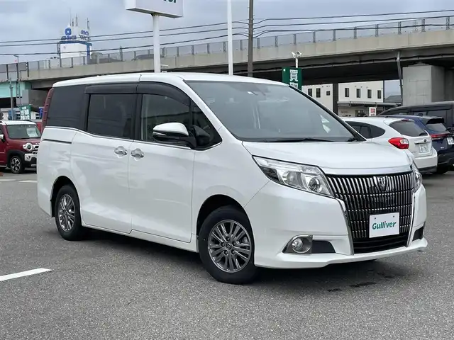 トヨタ エスクァイア Gi 石川県 2016(平28)年 4.6万km ホワイトパールクリスタルシャイン ワンオーナー/純正メモリーナビ/フルセグTV/バックカメラ/両側パワースライドドア/LEDヘッドライト/ETC/革シート/シートヒーター/クルーズコントロール/レーダーブレーキ/純正アルミホイール/スマートキー/プッシュスタート/電動ミラー/保証書