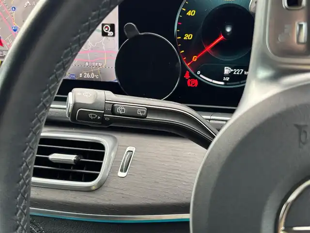 メルセデス・ベンツ ＧＬＥ４５０ 4MATIC スポーツ 山梨県 2020(令2)年 3.2万km ダイヤモンドホワイト ワンオーナー/パノラマサンルーフ/HUD/ブルメスターサウンド/純正HDDナビ/（BT/USB/フルセグTV）/全周囲カメラ/アダプティブクルーズコントロール/衝突被害軽減ブレーキ/レーンキープアシスト/ブラインドスポットモニター/オートハイビーム/黒革シート/前席パワーシート/全席シートヒーター/前席エアシート/アンビエントライト/エアサスペンション/電動リアゲート/ルーフレール/新車時保証書/取扱説明書