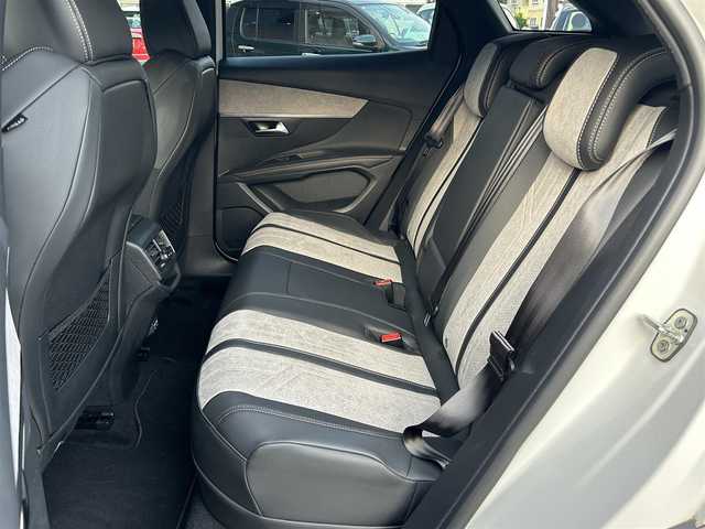 プジョー ３００８ GT ハイブリッド4 長野県 2021(令3)年 4.8万km パールⅡ パノラマサンルーフ/純正ナビ　/シートマッサージャー　/バックカメラ　/ＡＣＣ　/ＢＳＭ　/ＬＫＡ/ハーフレザー　/シートヒーター　/パワーシート　/パワーバックドア　/ランバーサポート　/ＭｉｒｒｏｒＬｉｎｋ　/ＣａｒＰｌａｙ