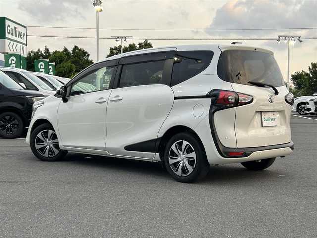 トヨタ シエンタ G クエロ 奈良県 2020(令2)年 4.9万km ホワイトパールクリスタルシャイン 両側パワースライドドア/純正ナビ(フルセグTV/CD/DVD/AM・FM/BT)/アラウンドビューモニター/ビルトインETC2.0/前方ドラレコ/ハーフレザーシート/トヨタセーフティセンス/インテリジェントクリアランスソナー/アイドリングストップ機能/LEDヘッドライト/LEDフロントフォグランプ/ドアバイザー