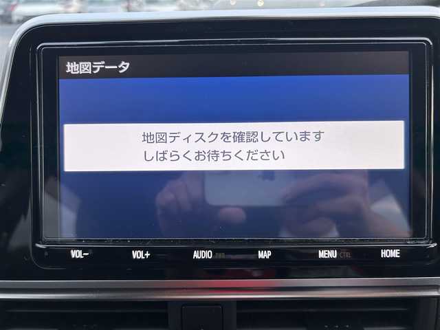トヨタ シエンタ G クエロ 奈良県 2020(令2)年 4.9万km ホワイトパールクリスタルシャイン 両側パワースライドドア/純正ナビ(フルセグTV/CD/DVD/AM・FM/BT)/アラウンドビューモニター/ビルトインETC2.0/前方ドラレコ/ハーフレザーシート/トヨタセーフティセンス/インテリジェントクリアランスソナー/アイドリングストップ機能/LEDヘッドライト/LEDフロントフォグランプ/ドアバイザー