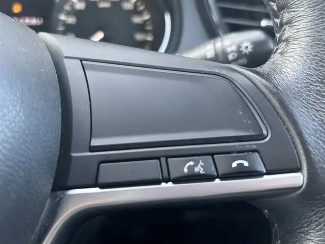 日産 エクストレイル 20X 奈良県 2018(平30)年 5.2万km ブリリアントホワイトパール デジタルインナーミラー　/純正フリップダウンモニター　/純正ナビ　[MM318D-W]/全方位カメラ　/フルセグＴＶ　/電動リアゲート　/衝突被害軽減システム　/コーナーセンサー　/純正１８インチＡＷ