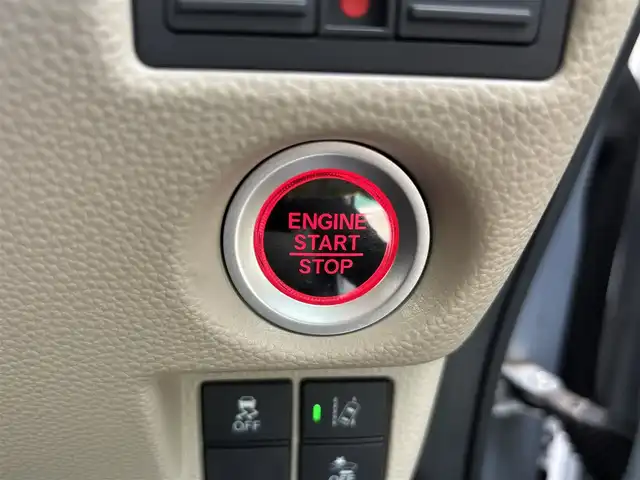 ホンダ Ｎ ＢＯＸ G EX ホンダセンシング 福岡県 2020(令2)年 2.8万km モーニングミストブルーM 〇ワンオーナー/〇純正8インチナビ/〇フルセグTV/〇BT/〇バックカメラ/〇パワースライドドア（両側）/〇ビルトインETC/〇ドライブレコーダー/〇ホンダセンシング/・衝突軽減ブレーキ/・誤発進抑制機能/・アダプティブクルーズコントロール/・オートハイビーム/〇LEDヘッドランプ/〇オートライト/〇純正14インチフルホイールキャップ/〇オートエアコン/〇ステアリングスイッチ/〇シートヒーター（前席）/〇スマートキーシステム/プッシュエンジンスタート/〇禁煙車