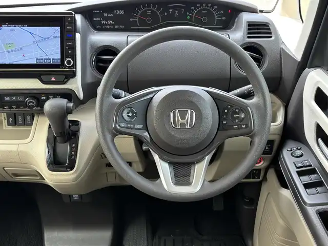 ホンダ Ｎ ＢＯＸ G EX ホンダセンシング 福岡県 2020(令2)年 2.8万km モーニングミストブルーM 〇ワンオーナー/〇純正8インチナビ/〇フルセグTV/〇BT/〇バックカメラ/〇パワースライドドア（両側）/〇ビルトインETC/〇ドライブレコーダー/〇ホンダセンシング/・衝突軽減ブレーキ/・誤発進抑制機能/・アダプティブクルーズコントロール/・オートハイビーム/〇LEDヘッドランプ/〇オートライト/〇純正14インチフルホイールキャップ/〇オートエアコン/〇ステアリングスイッチ/〇シートヒーター（前席）/〇スマートキーシステム/プッシュエンジンスタート/〇禁煙車