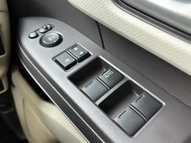 ホンダ Ｎ ＢＯＸ G EX ホンダセンシング 福岡県 2020(令2)年 2.8万km モーニングミストブルーM 〇ワンオーナー/〇純正8インチナビ/〇フルセグTV/〇BT/〇バックカメラ/〇パワースライドドア（両側）/〇ビルトインETC/〇ドライブレコーダー/〇ホンダセンシング/・衝突軽減ブレーキ/・誤発進抑制機能/・アダプティブクルーズコントロール/・オートハイビーム/〇LEDヘッドランプ/〇オートライト/〇純正14インチフルホイールキャップ/〇オートエアコン/〇ステアリングスイッチ/〇シートヒーター（前席）/〇スマートキーシステム/プッシュエンジンスタート/〇禁煙車