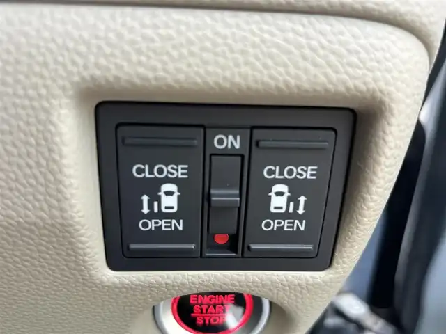 ホンダ Ｎ ＢＯＸ G EX ホンダセンシング 福岡県 2020(令2)年 2.8万km モーニングミストブルーM 〇ワンオーナー/〇純正8インチナビ/〇フルセグTV/〇BT/〇バックカメラ/〇パワースライドドア（両側）/〇ビルトインETC/〇ドライブレコーダー/〇ホンダセンシング/・衝突軽減ブレーキ/・誤発進抑制機能/・アダプティブクルーズコントロール/・オートハイビーム/〇LEDヘッドランプ/〇オートライト/〇純正14インチフルホイールキャップ/〇オートエアコン/〇ステアリングスイッチ/〇シートヒーター（前席）/〇スマートキーシステム/プッシュエンジンスタート/〇禁煙車