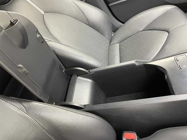 トヨタ カムリ WSレザーパッケージ 茨城県 2019(令1)年 7.3万km プラチナホワイトパールマイカ 純正ナビ/JBLサウンドシステム/バックカメラ/フルセグ/衝突被害軽減ブレーキ/車線逸脱抑制装置/レーダークルーズコントロール/オートマチックハイビーム/クリアランスソナー/BSM/ETC2.0/ドラレコ/シートヒーター/純正18インチAW/LEDヘッドライト/スマートキー