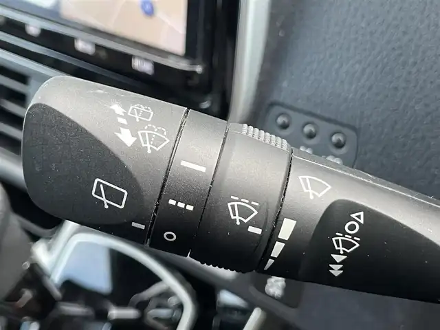 トヨタ ヴォクシー ZS 煌Ⅱ 香川県 2019(平31)年 4.1万km ブラッキッシュアゲハガラスフレーク 登録時走行距離：40506km/純正ナビゲーション/→フルセグTV/→CD/DVD再生/バックカメラ/フリップダウンモニター/ETC2.0 /ドライブレコーダー/両側パワースライドドア/LEDオートライト/フォグランプ/オートハイビーム/前後コーナーセンサー/純正16インチアルミホイール/スマートキー