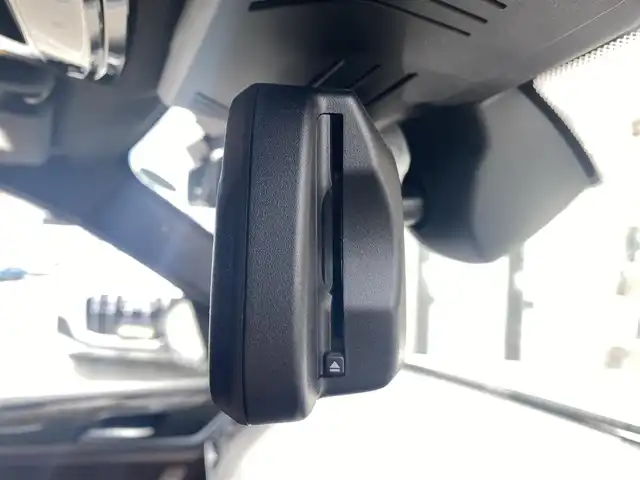 ＢＭＷ ＢＭＷ Ｘ３ xDrive20d Mスポーツ 福岡県 2020(令2)年 2.6万km 白 ・1オーナー/・サンルーフ/・アクティブクルーズコントロール/・純正メモリーナビ/USB/Bluetooth/AppleCarPlay/・全方位カメラ/・茶革シート/シートヒーター/・前後ドライブレコーダー/・フルセグ/・ETC/・純正20AW/・プッシュスタート/・パーキングアシスト/・アイドリングストップ/・スマートキー/・スペアキー/・電動リアゲート/・フルフラットシート/・パワーシート/・レーンキープアシスト/・オートライト/・LEDライト/・ワイヤレス充電