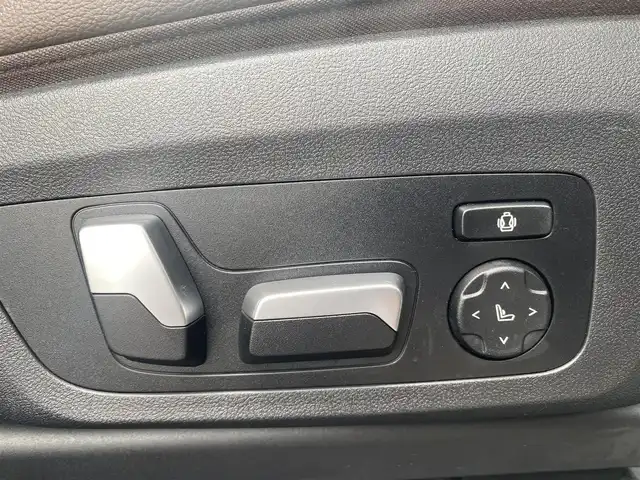 ＢＭＷ ＢＭＷ Ｘ３ xDrive20d Mスポーツ 福岡県 2020(令2)年 2.6万km 白 ・1オーナー/・サンルーフ/・アクティブクルーズコントロール/・純正メモリーナビ/USB/Bluetooth/AppleCarPlay/・全方位カメラ/・茶革シート/シートヒーター/・前後ドライブレコーダー/・フルセグ/・ETC/・純正20AW/・プッシュスタート/・パーキングアシスト/・アイドリングストップ/・スマートキー/・スペアキー/・電動リアゲート/・フルフラットシート/・パワーシート/・レーンキープアシスト/・オートライト/・LEDライト/・ワイヤレス充電