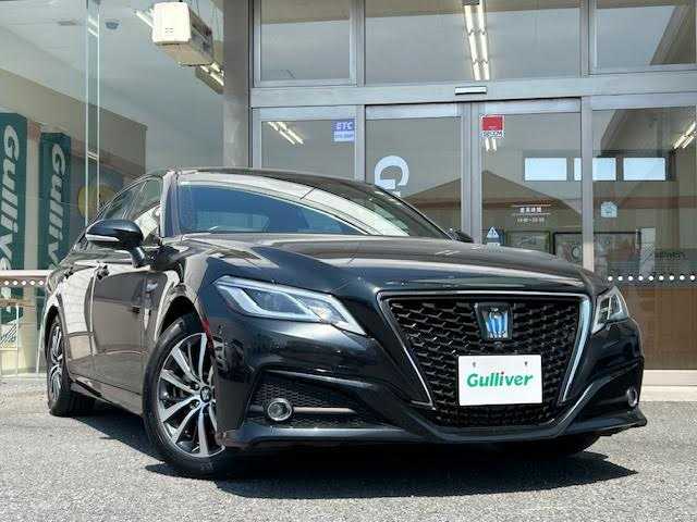 トヨタ クラウン ハイブリッド S Cパッケージ 埼玉県 2018(平30)年 4万km プレシャスブラックパール プリクラッシュセーフティ/レーンキープアシスト/ブラインドスポットモニター/クリアランスソナー/純正メモリナビ　CD/USB/Bluetooth/AUX/Miracast/フルセグTV/全方位カメラ/バックカメラ/革シート(合皮)/前席パワーシート/前席シートヒーター/エアーシート/DRIVEモードセレクト/EVモード/ETC2.0/LEDヘッドライト/純正17インチアルミホイール