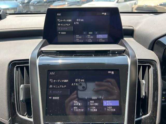 トヨタ クラウン ハイブリッド S Cパッケージ 埼玉県 2018(平30)年 4万km プレシャスブラックパール プリクラッシュセーフティ/レーンキープアシスト/ブラインドスポットモニター/クリアランスソナー/純正メモリナビ　CD/USB/Bluetooth/AUX/Miracast/フルセグTV/全方位カメラ/バックカメラ/革シート(合皮)/前席パワーシート/前席シートヒーター/エアーシート/DRIVEモードセレクト/EVモード/ETC2.0/LEDヘッドライト/純正17インチアルミホイール