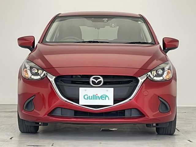 マツダ デミオ 13S 愛知県 2015(平27)年 4.5万km ソウルレッドプレミアムメタリック 衝突軽減システム/純正ナビ ＳＤカードなし/フルセグ/CD DVD/Bluetooth/バックカメラ/純正アルミホイール/LEDヘッドライト/オートライト/ドライブレコーダー/ETCステアリングスイッチ/スマートキー/プッシュスタート