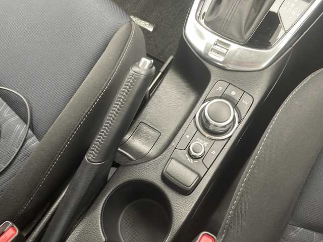 マツダ デミオ 13S 愛知県 2015(平27)年 4.5万km ソウルレッドプレミアムメタリック 衝突軽減システム/純正ナビ ＳＤカードなし/フルセグ/CD DVD/Bluetooth/バックカメラ/純正アルミホイール/LEDヘッドライト/オートライト/ドライブレコーダー/ETCステアリングスイッチ/スマートキー/プッシュスタート