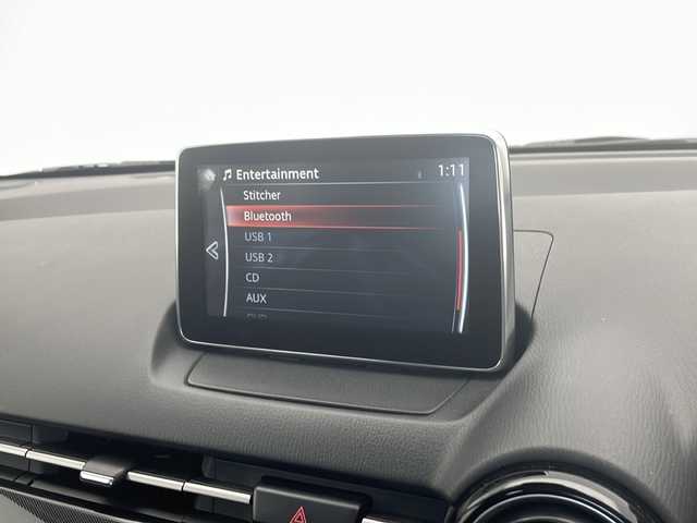 マツダ デミオ 13S 愛知県 2015(平27)年 4.5万km ソウルレッドプレミアムメタリック 衝突軽減システム/純正ナビ ＳＤカードなし/フルセグ/CD DVD/Bluetooth/バックカメラ/純正アルミホイール/LEDヘッドライト/オートライト/ドライブレコーダー/ETCステアリングスイッチ/スマートキー/プッシュスタート